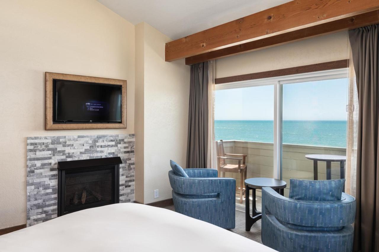 King Room with Ocean View at Cypress Inn On Miramar Beach