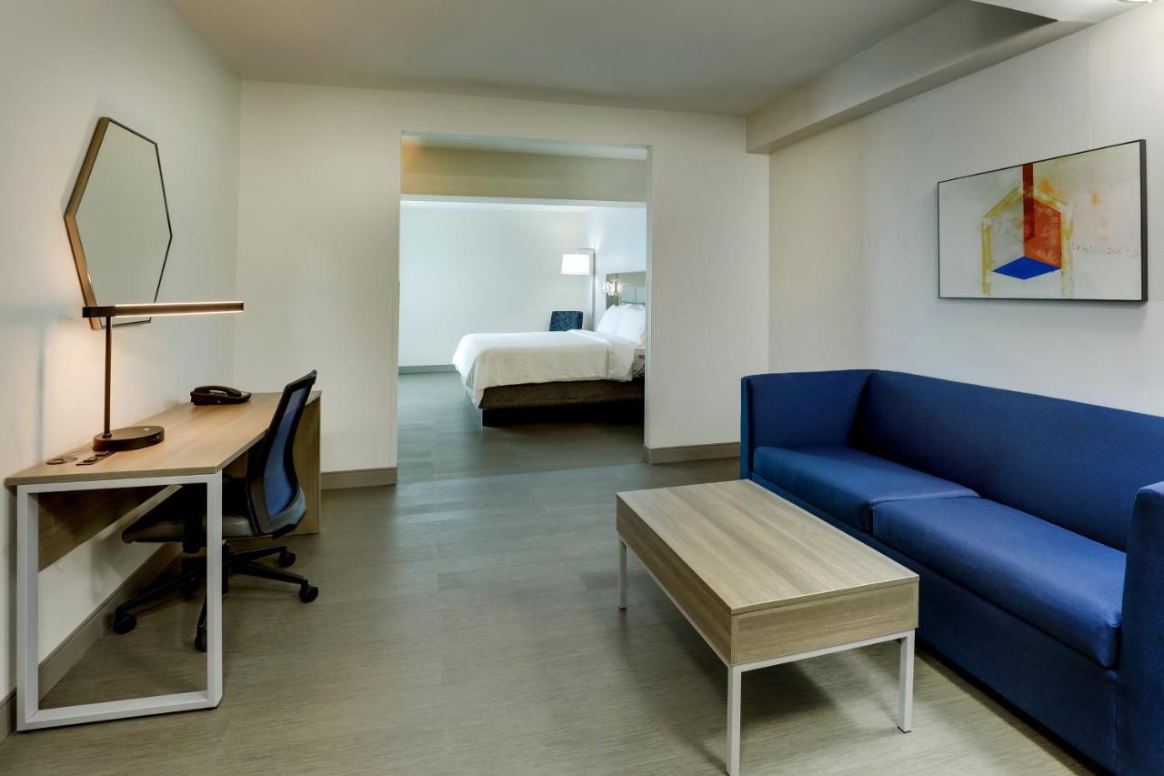  | Holiday Inn Express & Suites Richmond, an IHG Hotel
