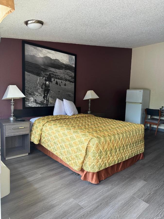 | AmeriVu Inn & Suites-Extended stay Aberdeen