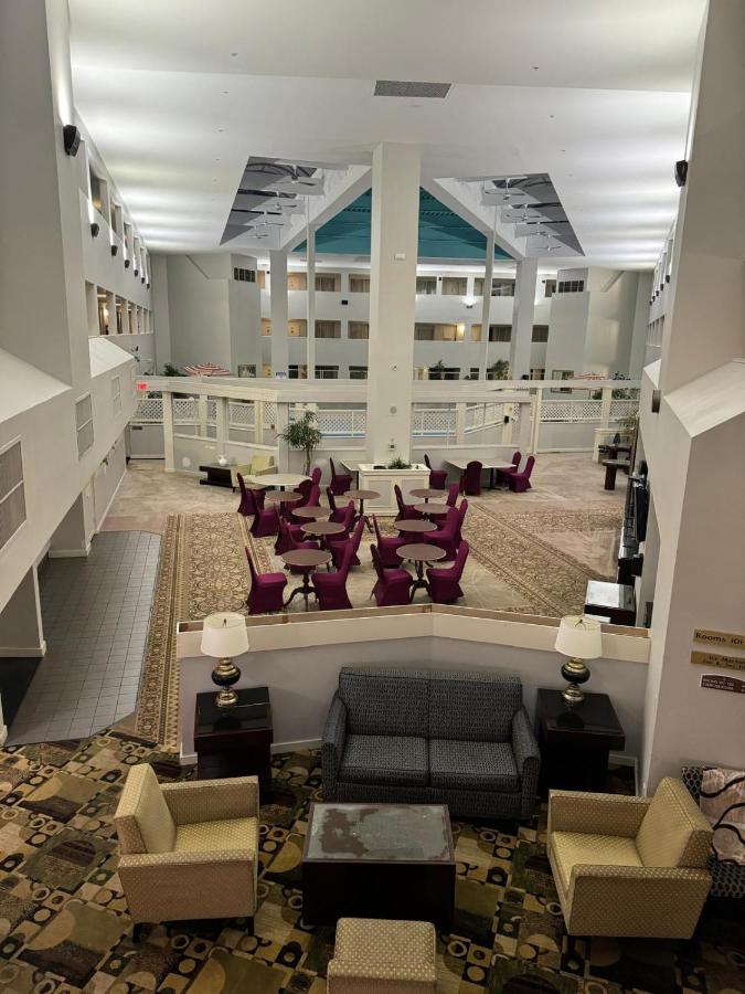 | Bedford Plaza Hotel - The Oasis of Boston!