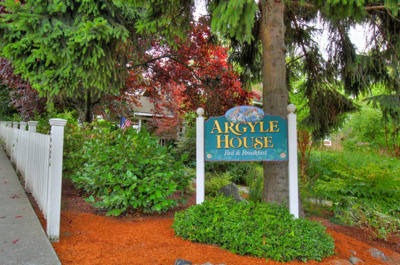 | Argyle House Bed and Breakfast