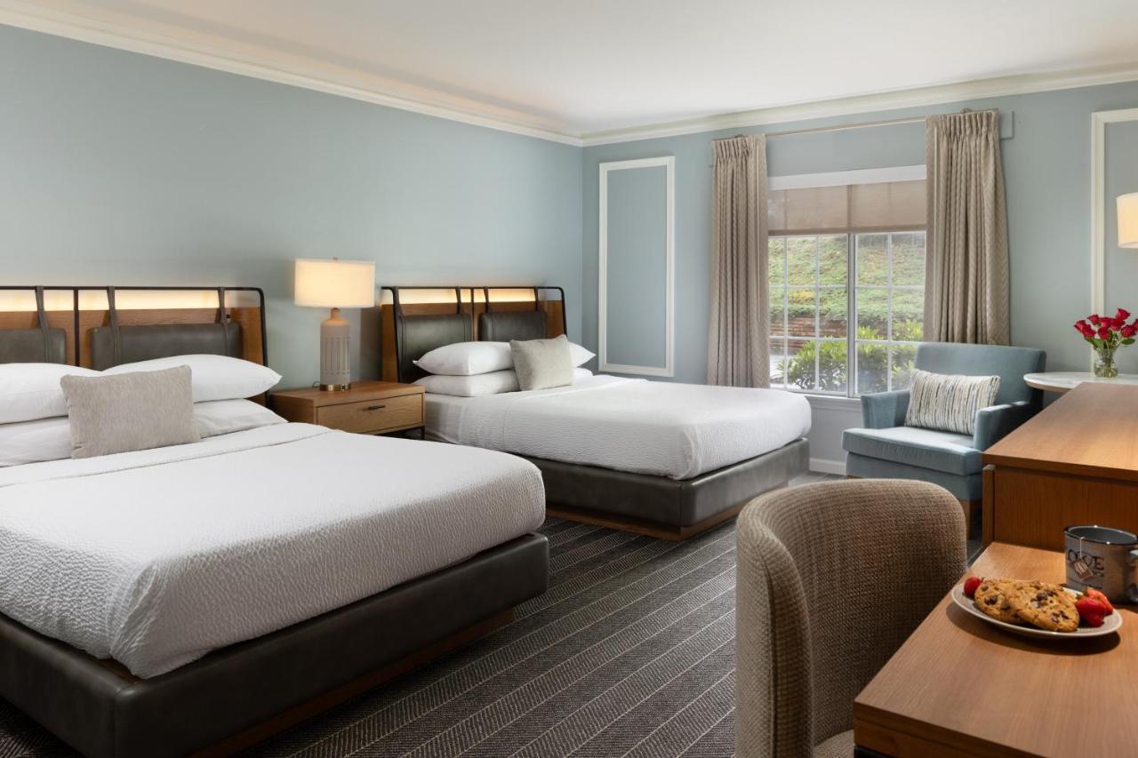 Standard Double Room at Meadowbrook Inn