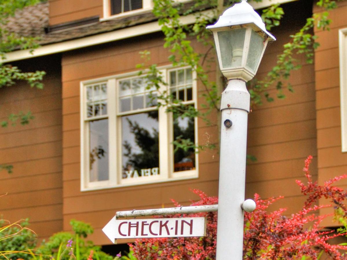 | Argyle House Bed and Breakfast