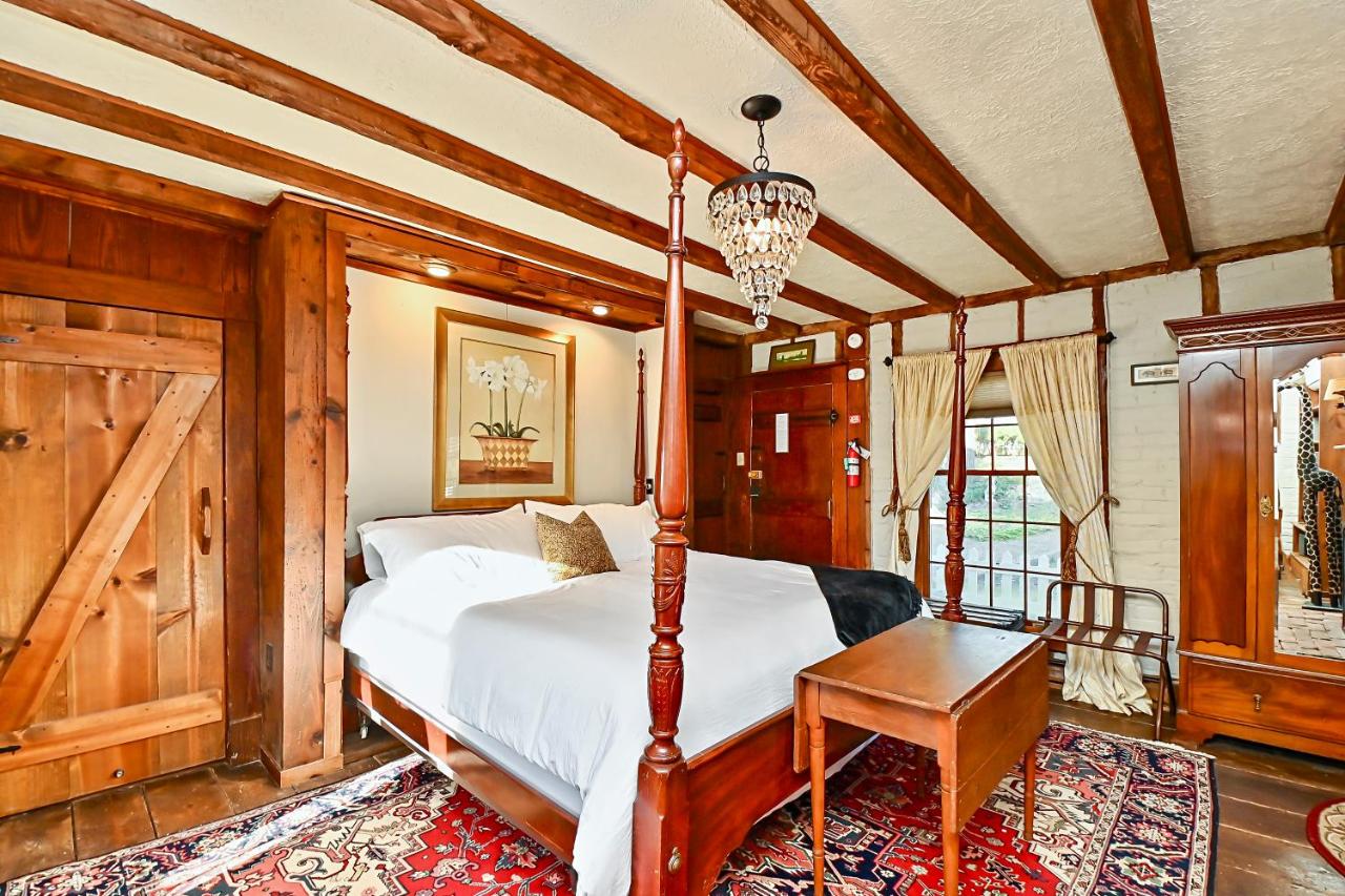 | Prospect Hill Inn & Restaurant