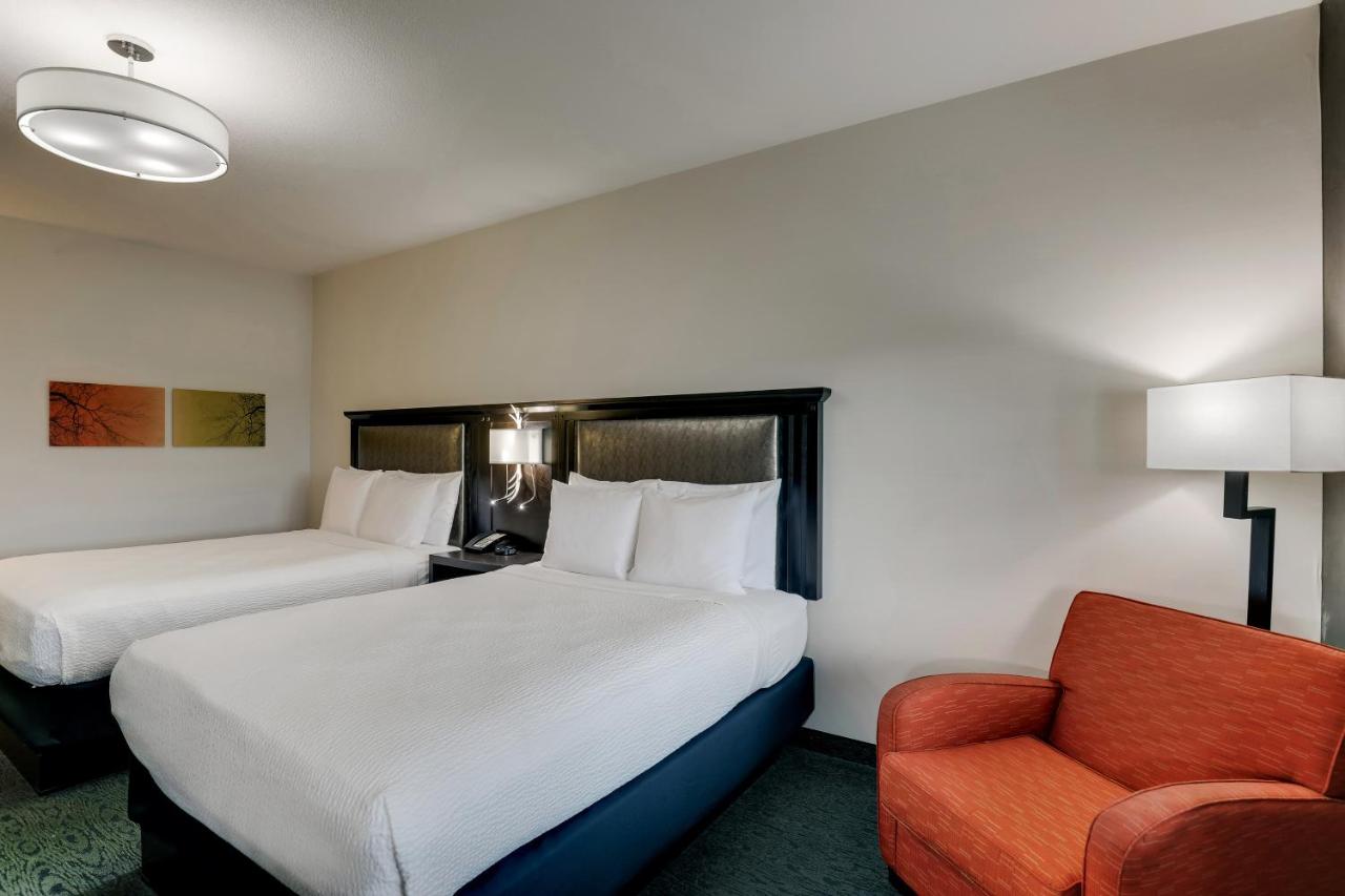 | Stoney Creek Hotel Kansas City - Independence