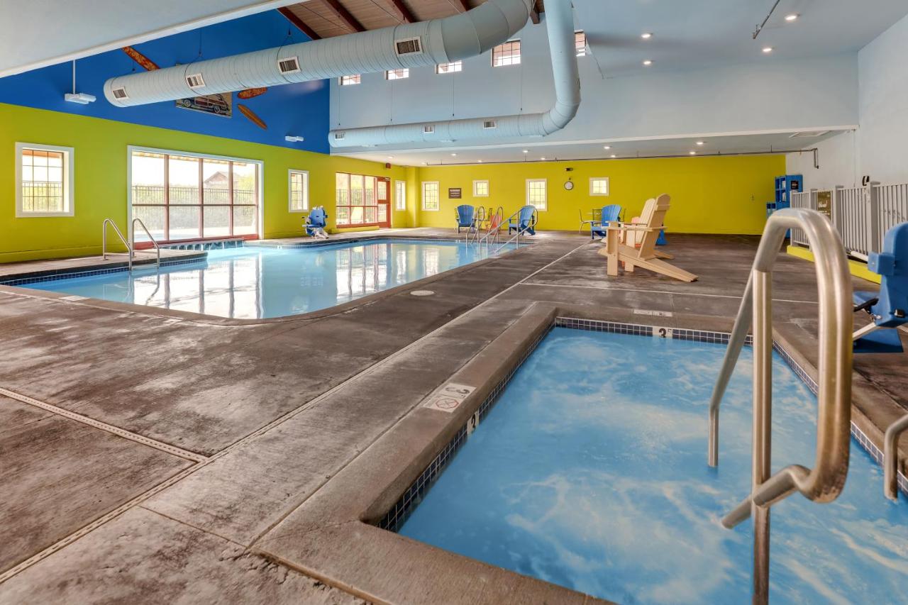 | Stoney Creek Hotel Kansas City - Independence