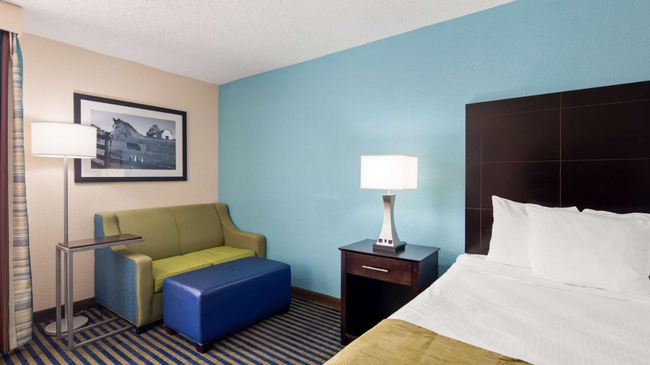  | Best Western Leesburg