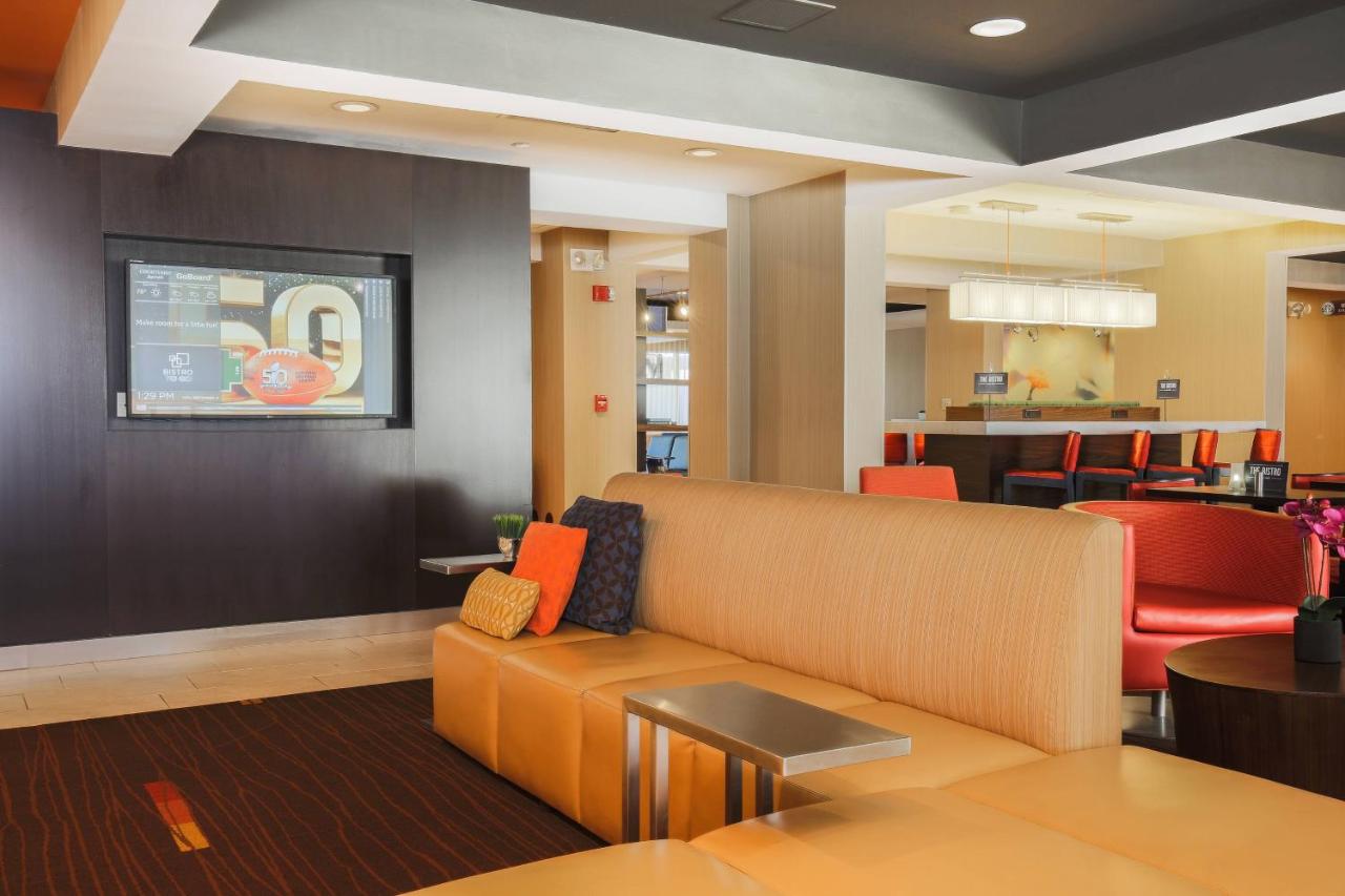 | Courtyard Flint by Marriott