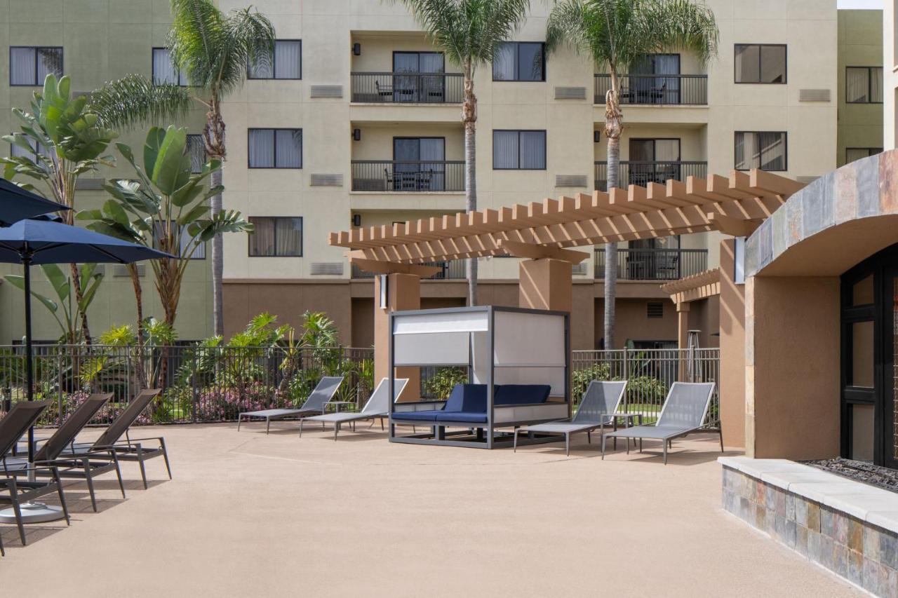 | Courtyard by Marriott San Diego Central