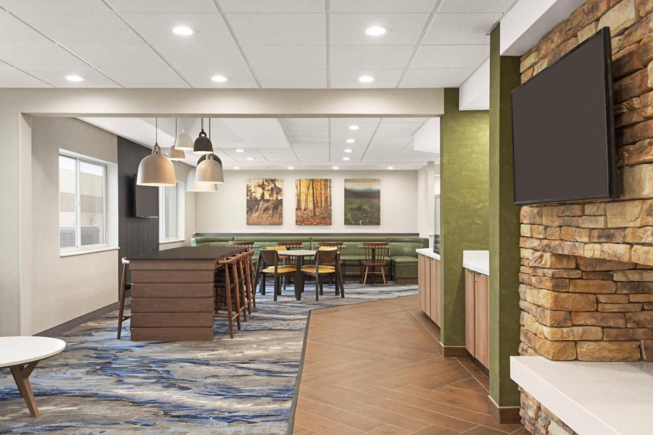 | Fairfield Inn by Marriott Warren Niles