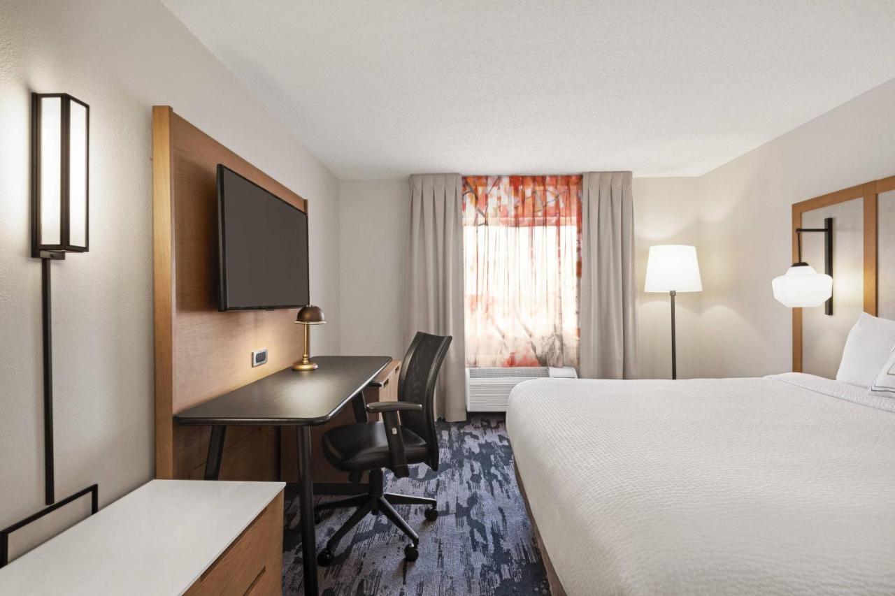 | Fairfield Inn by Marriott Warren Niles