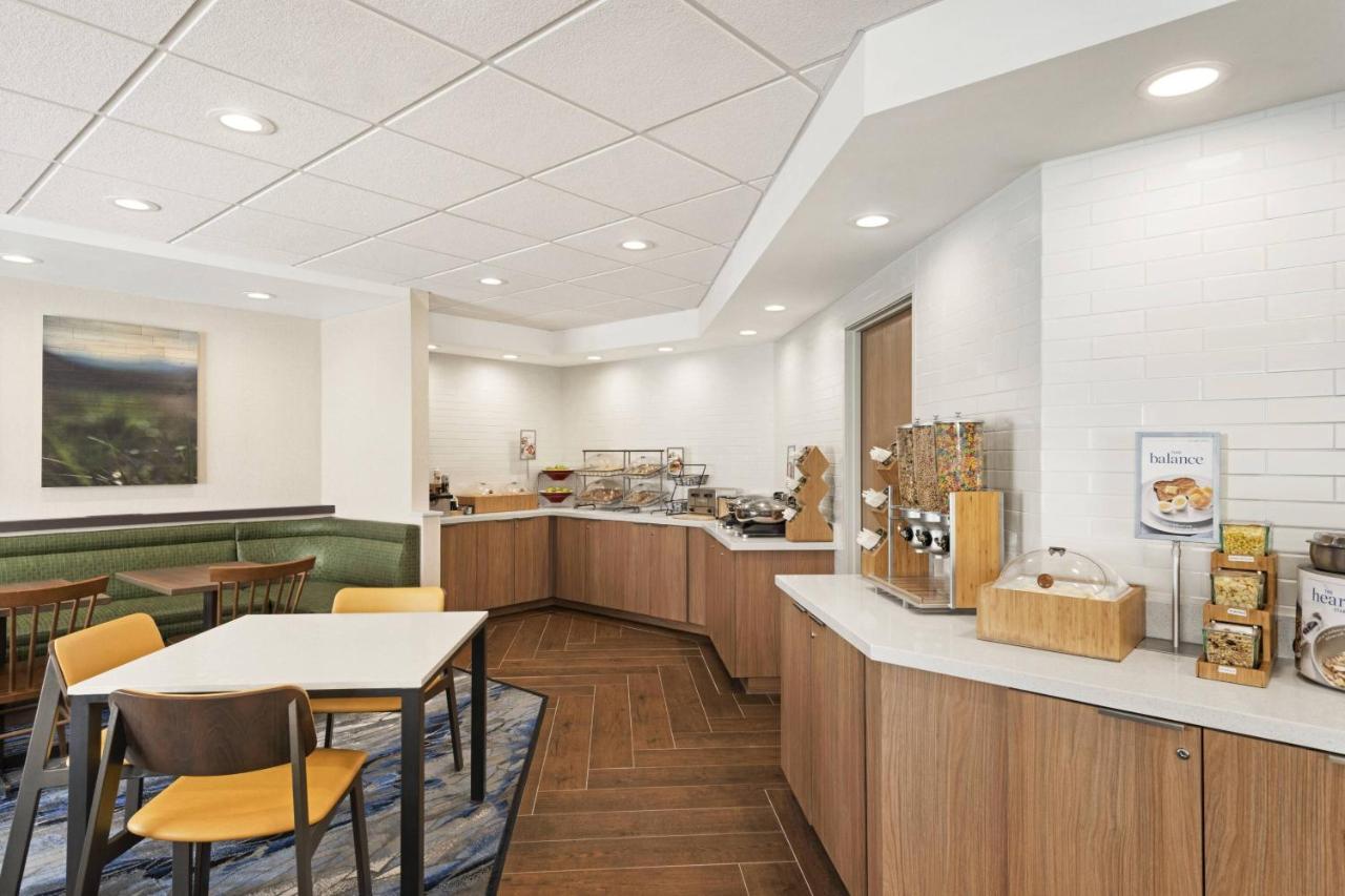 | Fairfield Inn by Marriott Warren Niles