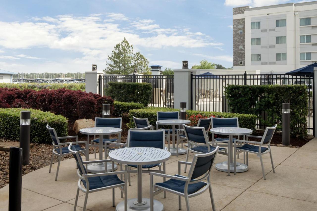 | SpringHill Suites by Marriott Houston Intercontinental Arprt