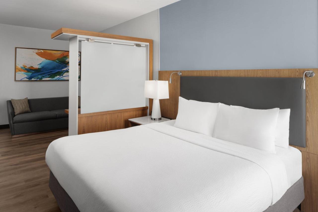 | SpringHill Suites by Marriott Houston Intercontinental Arprt