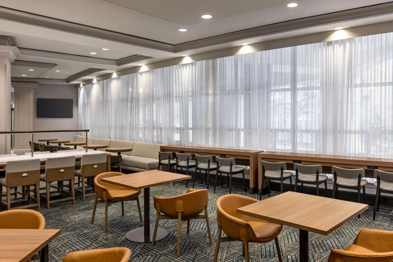 | Homewood Suites by Hilton Washington, D.C. Downtown