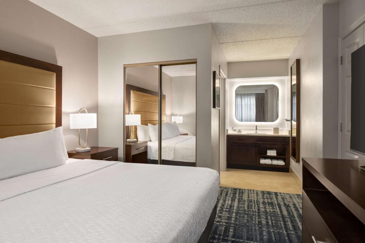 | Homewood Suites by Hilton Washington, D.C. Downtown