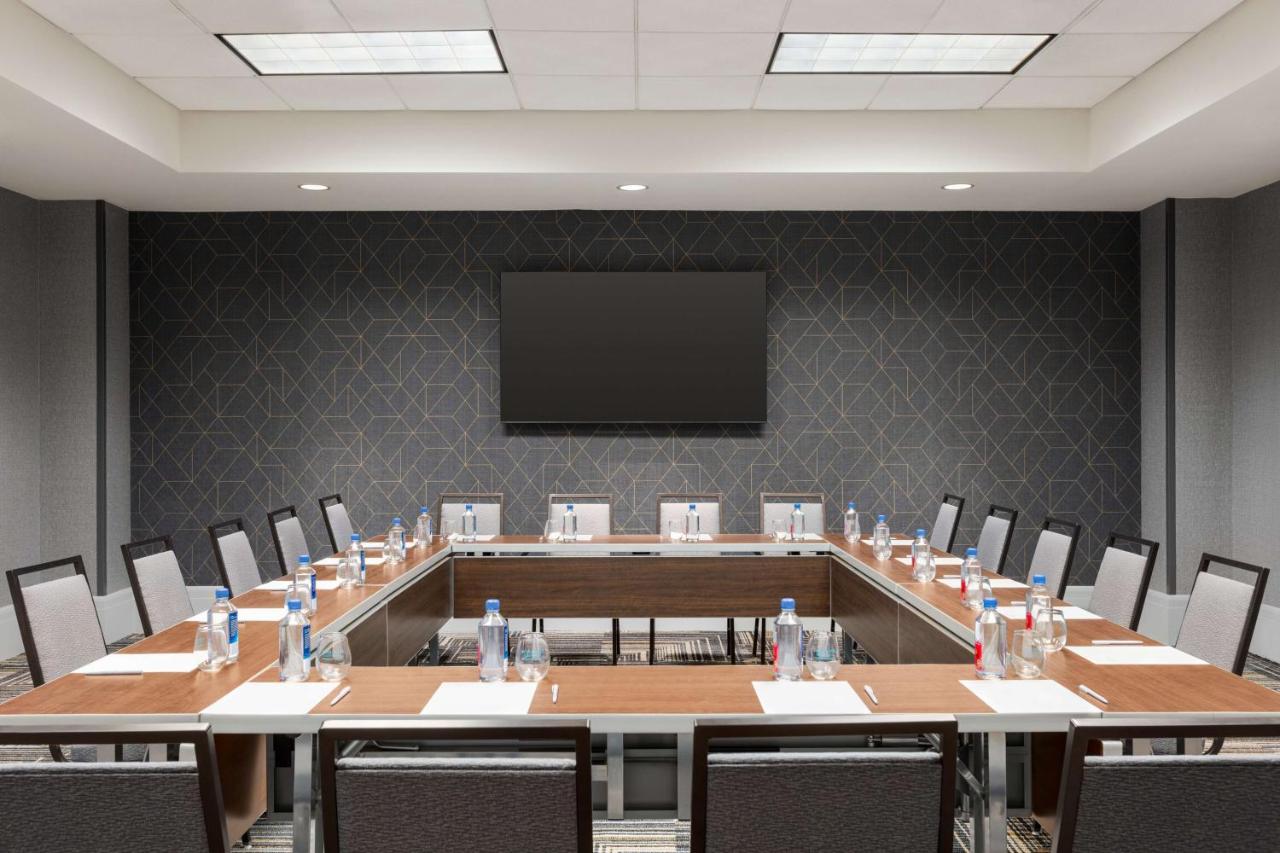 | Homewood Suites by Hilton Washington, D.C. Downtown