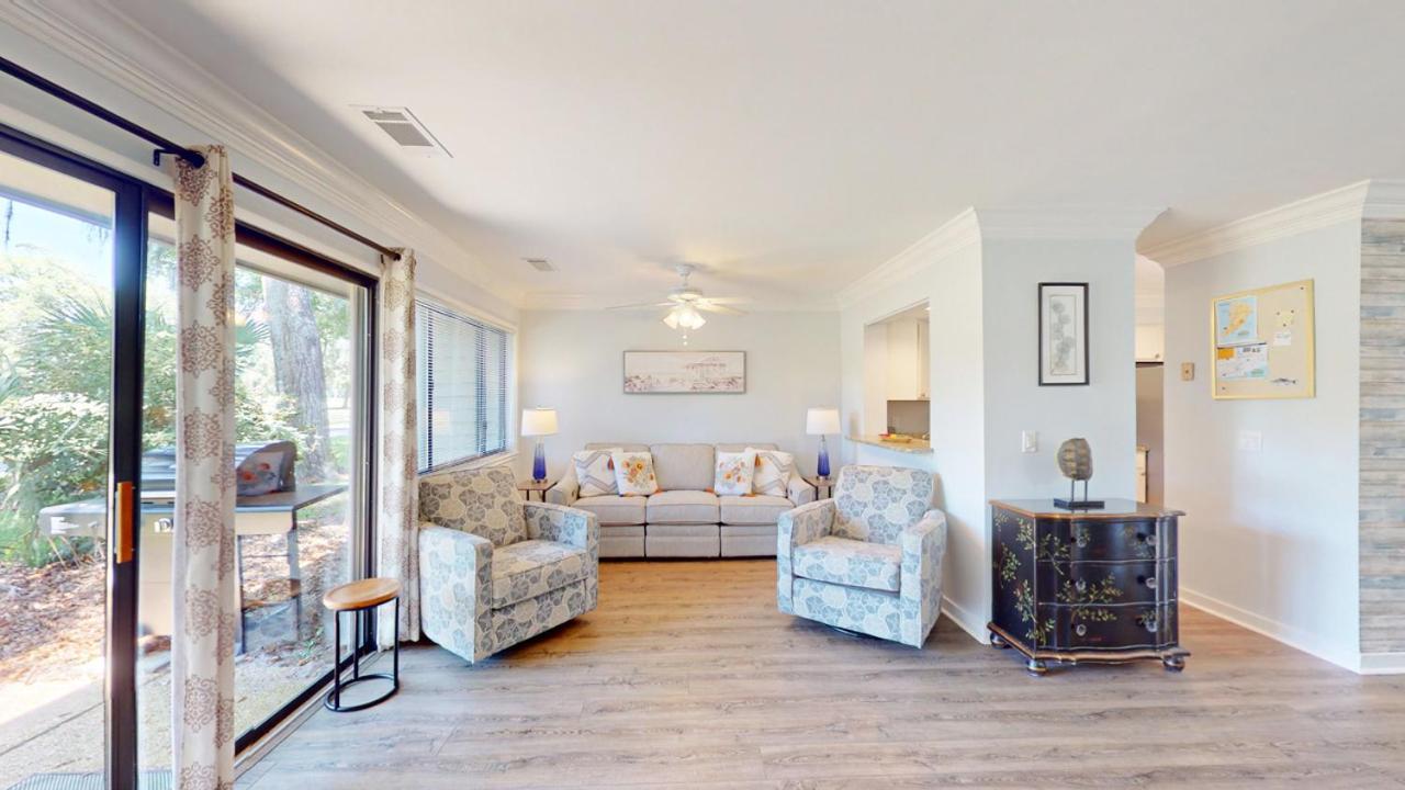  | 946 Inverness Village