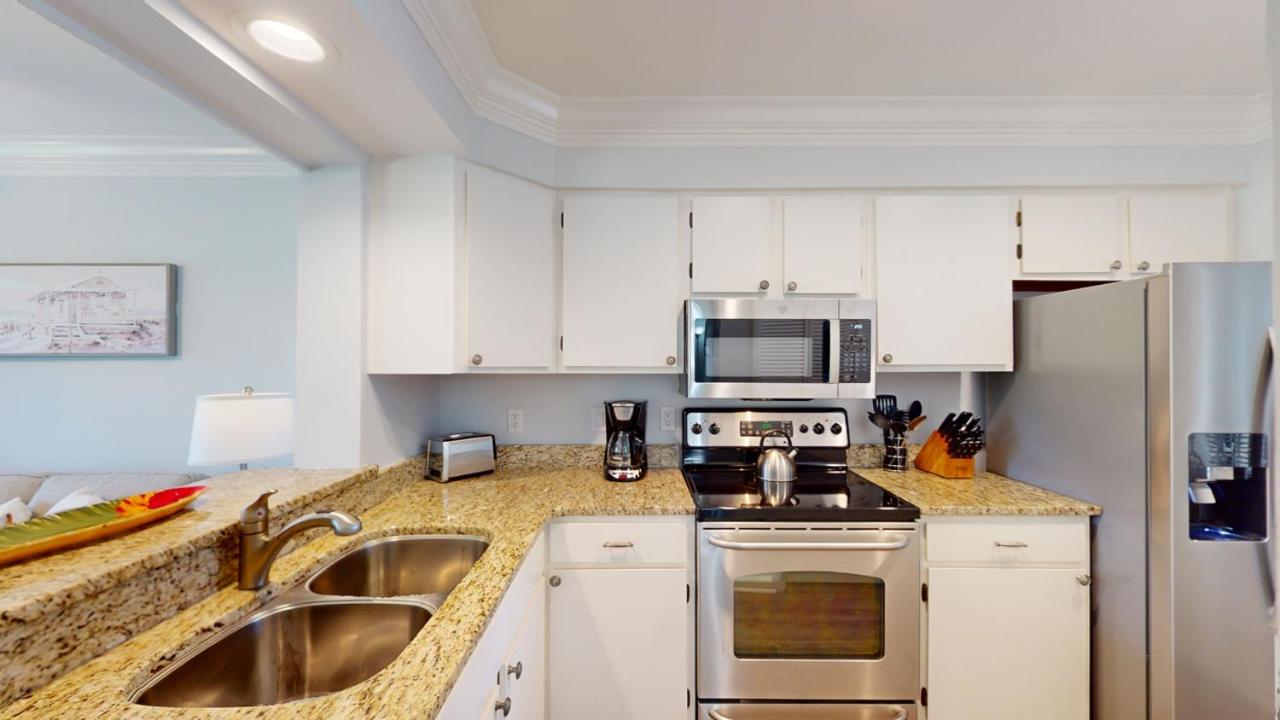 | 946 Inverness Village