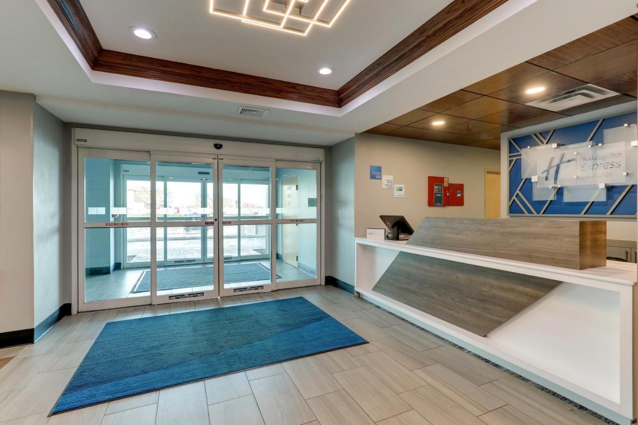  | Holiday Inn Express & Suites Richmond, an IHG Hotel
