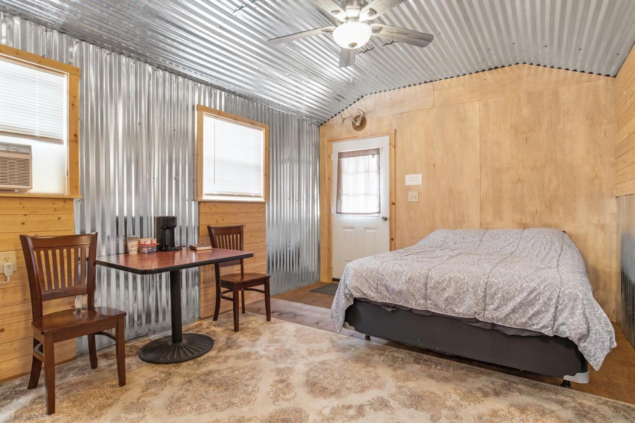 | Great Heart Edwards Cabin 2