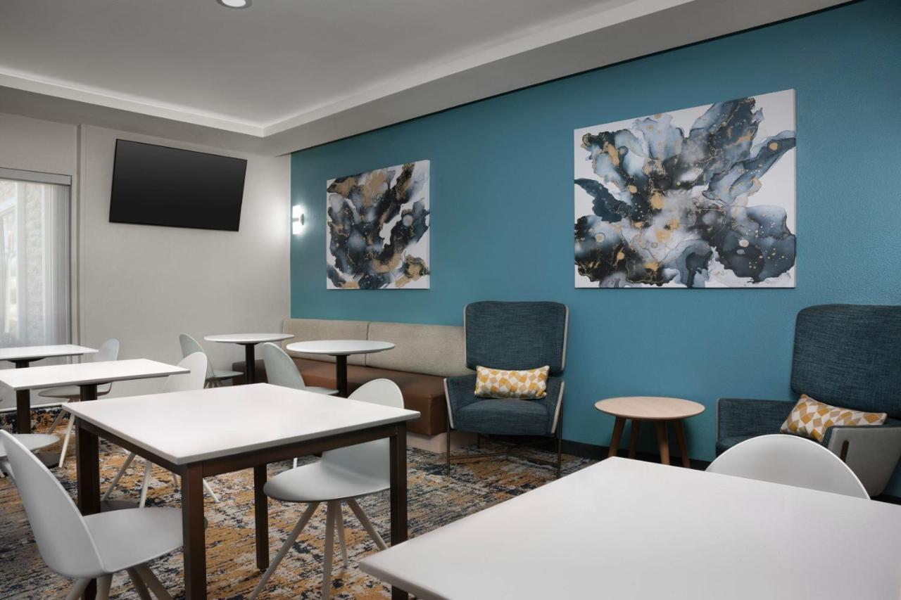 | TownePlace Suites Dallas DeSoto