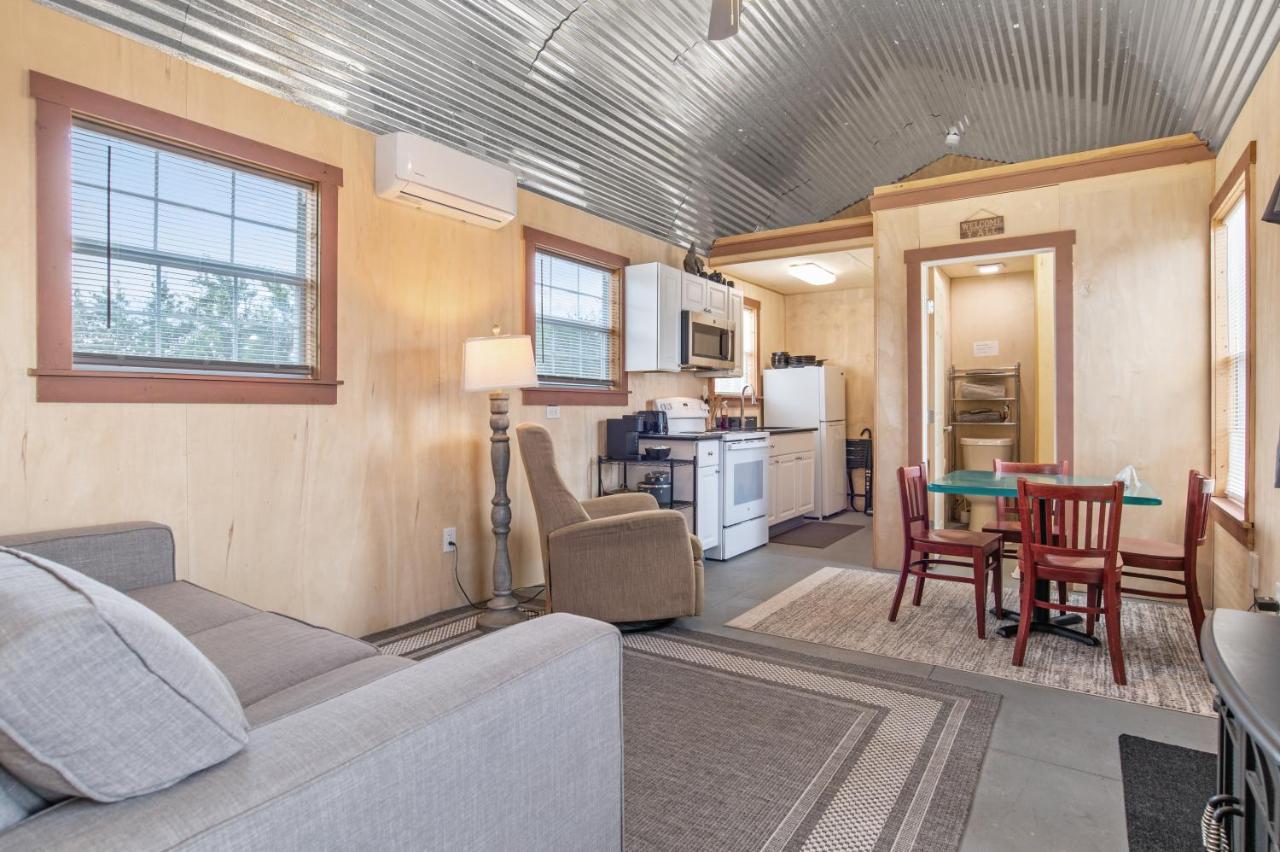  | Great Heart Wesley Cabin 3