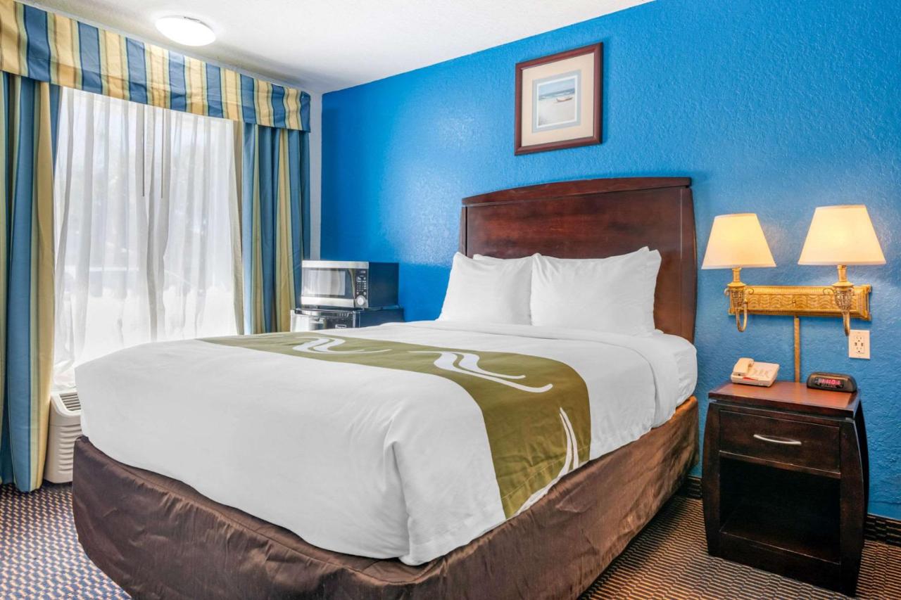 Queen Room with 2 Queen Beds at Quality Inn Sarasota North Near Lido Key Beach