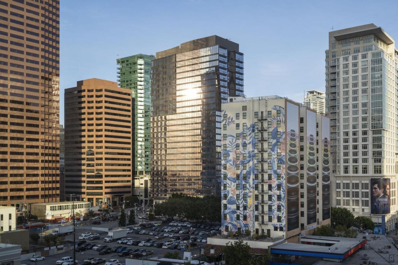  | Courtyard Los Angeles L.A. LIVE
