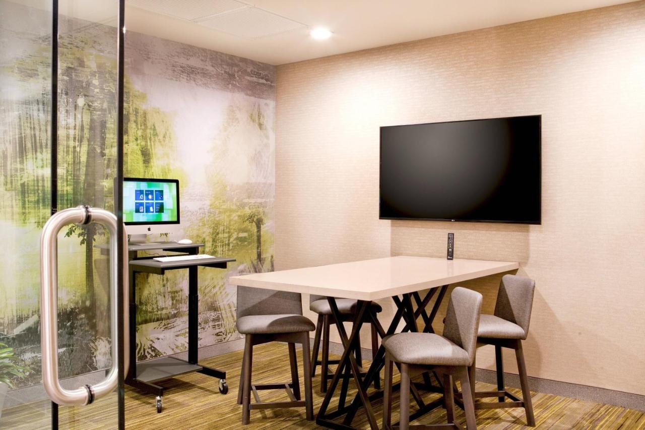  | Courtyard by Marriott Yonkers Westchester County