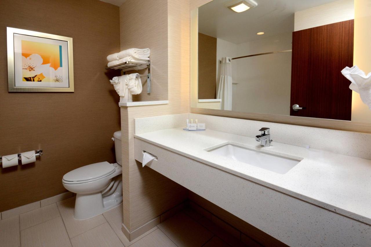  | Fairfield Inn & Suites by Marriott Raleigh Capital Blvd./I-540