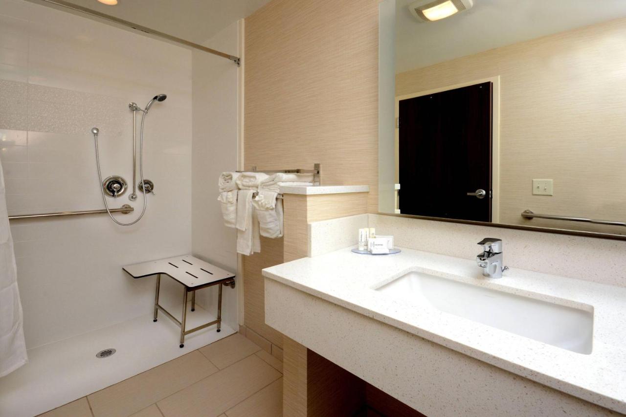  | Fairfield Inn & Suites by Marriott Raleigh Capital Blvd./I-540