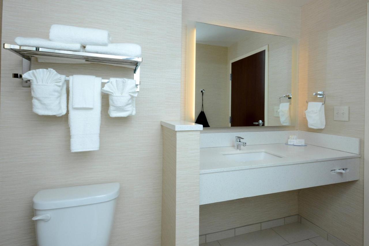  | Fairfield Inn & Suites by Marriott Raleigh Capital Blvd./I-540