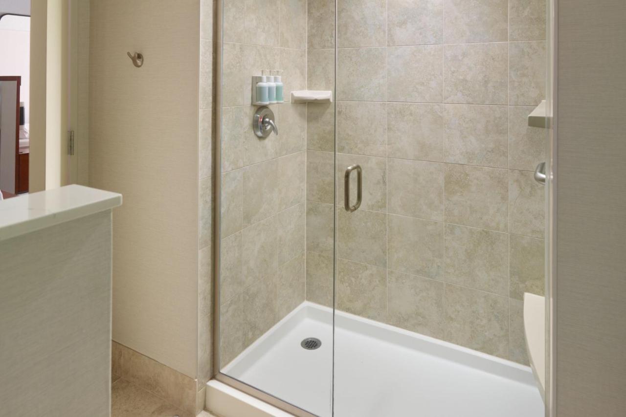 | Courtyard by Marriott Washington, DC/Foggy Bottom