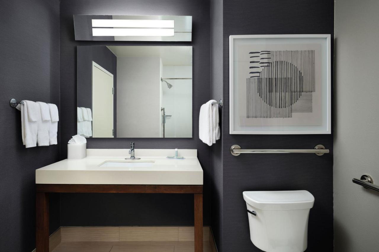 | Courtyard by Marriott Hammond
