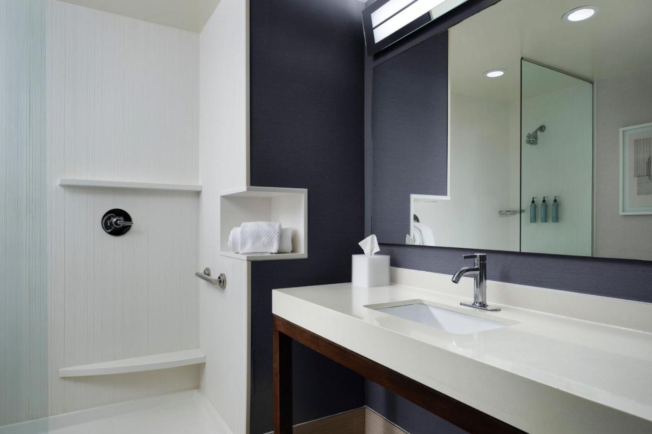 | Courtyard by Marriott Hammond