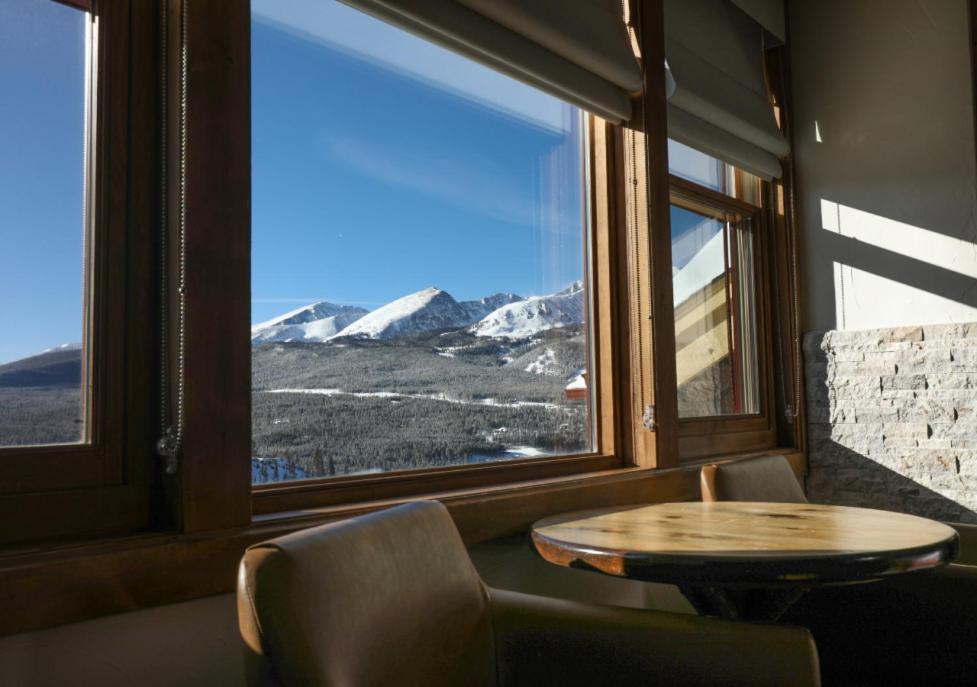 King Room with Mountain View at The Lodge at Breckenridge