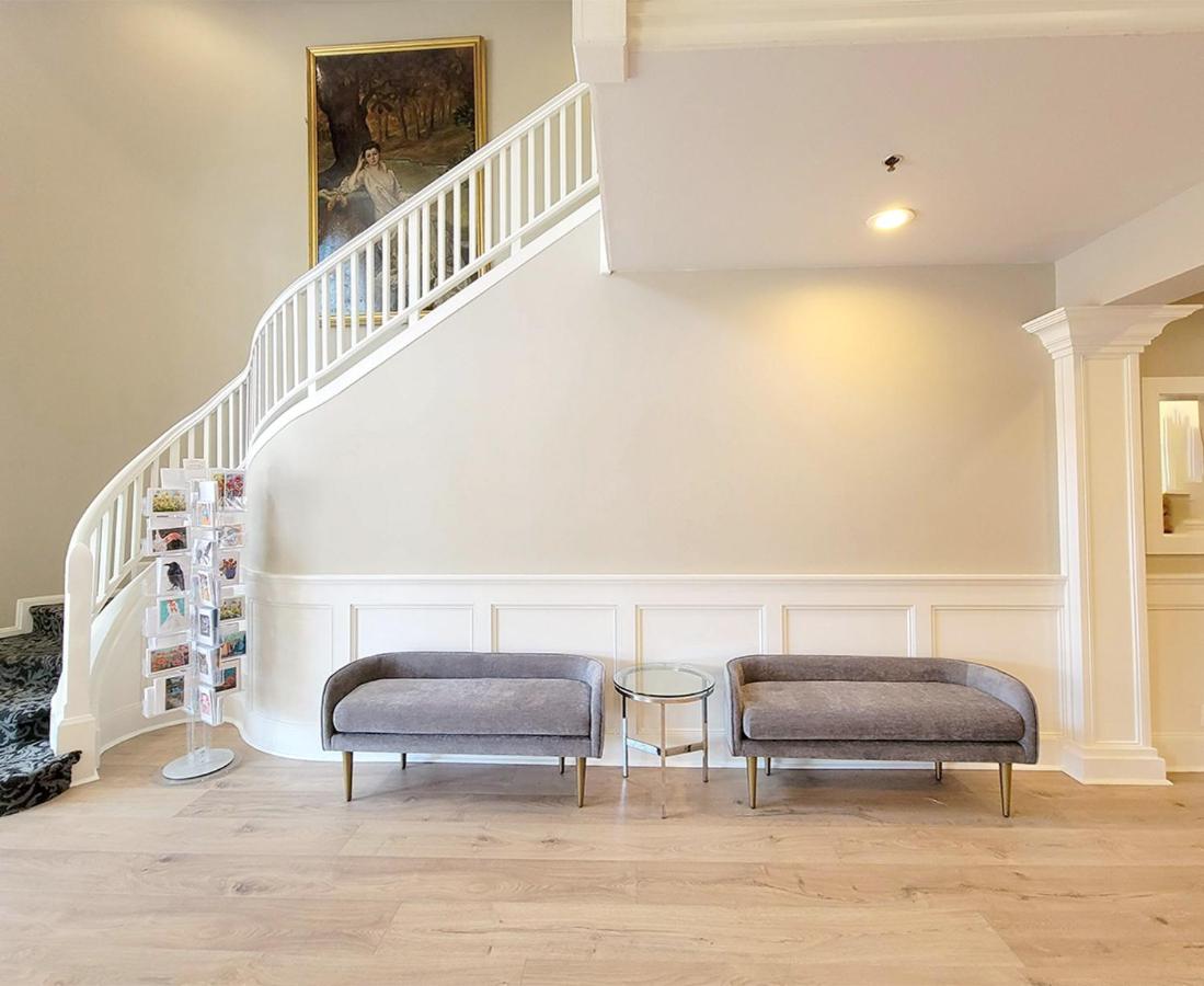  | Majestic Inn & Spa