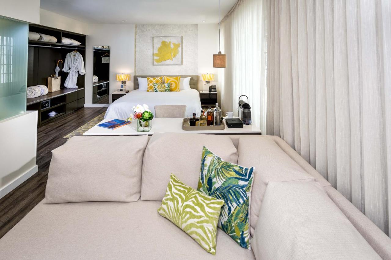 Deluxe Suite at The Marlin Hotel