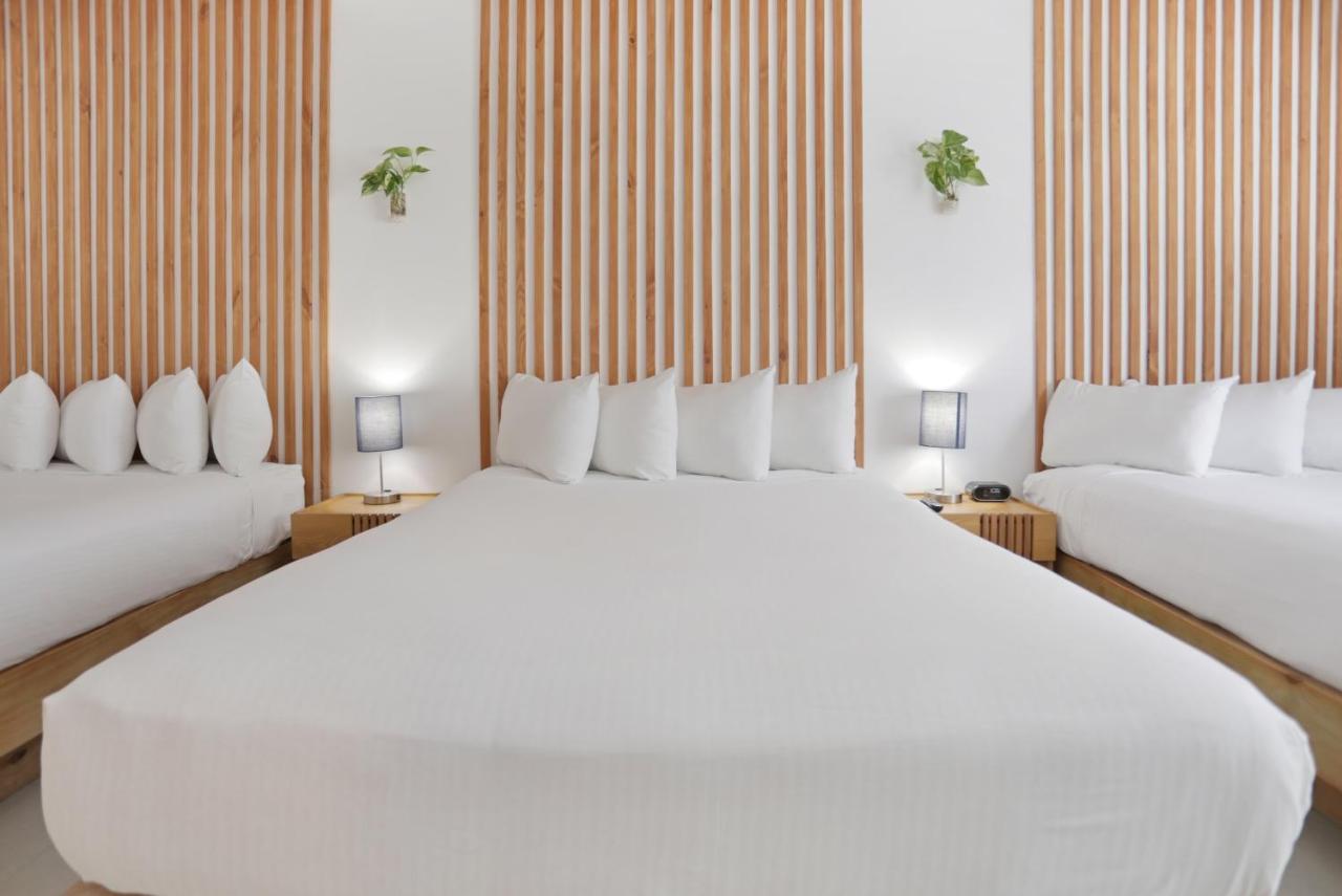 Premium Group Suite Two-Bath with Kitchen at Hotel Belleza