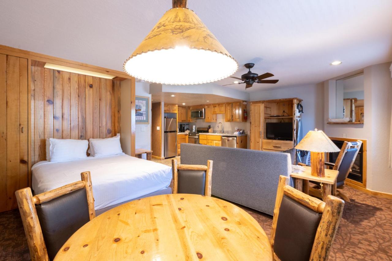 Studio at Red Wolf Lodge at Olympic Valley