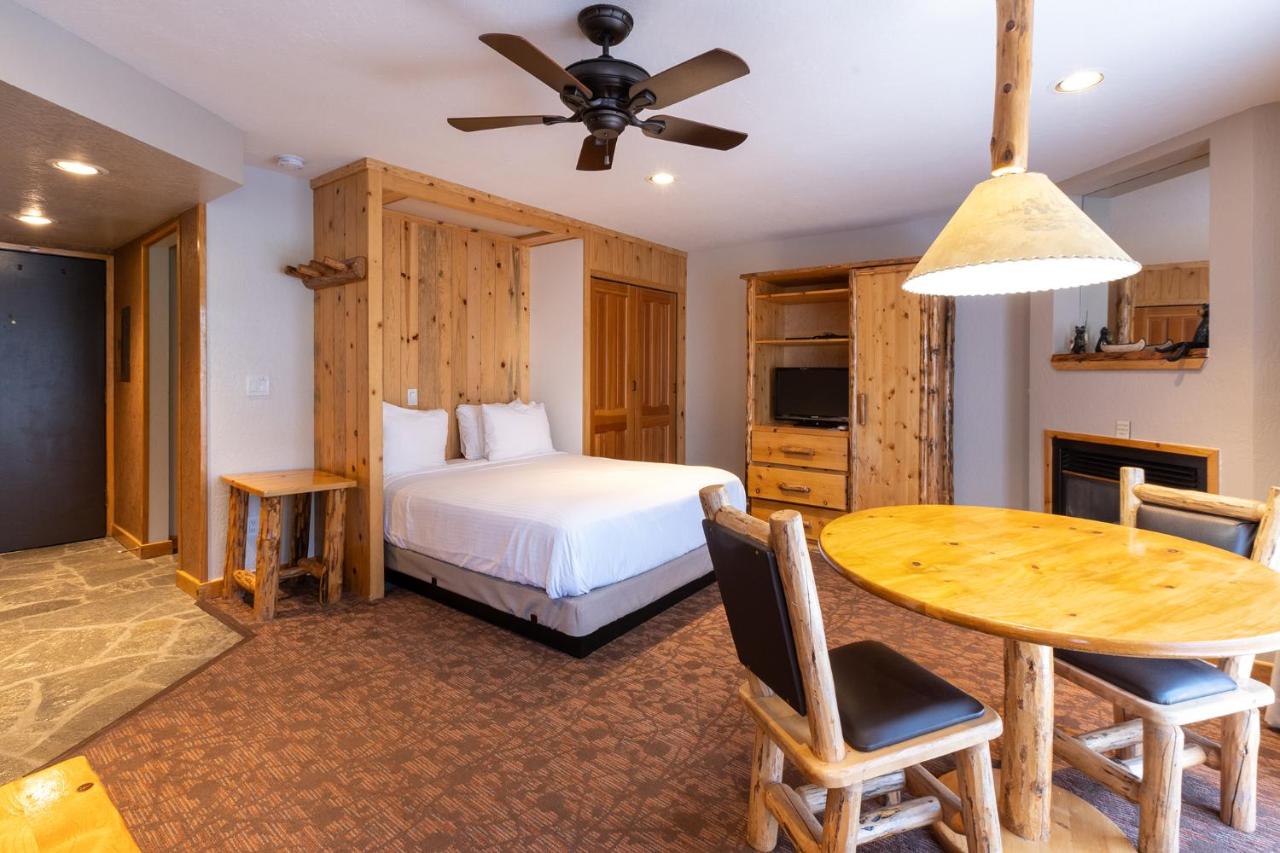 Studio at Red Wolf Lodge at Olympic Valley