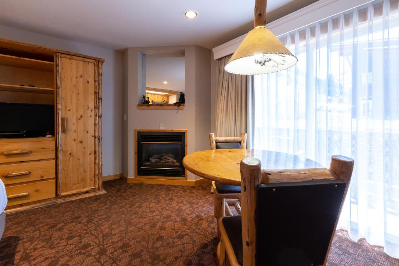 | Red Wolf Lodge at Olympic Valley