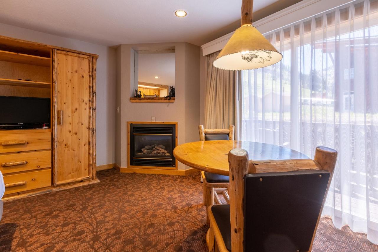 Studio at Red Wolf Lodge at Olympic Valley
