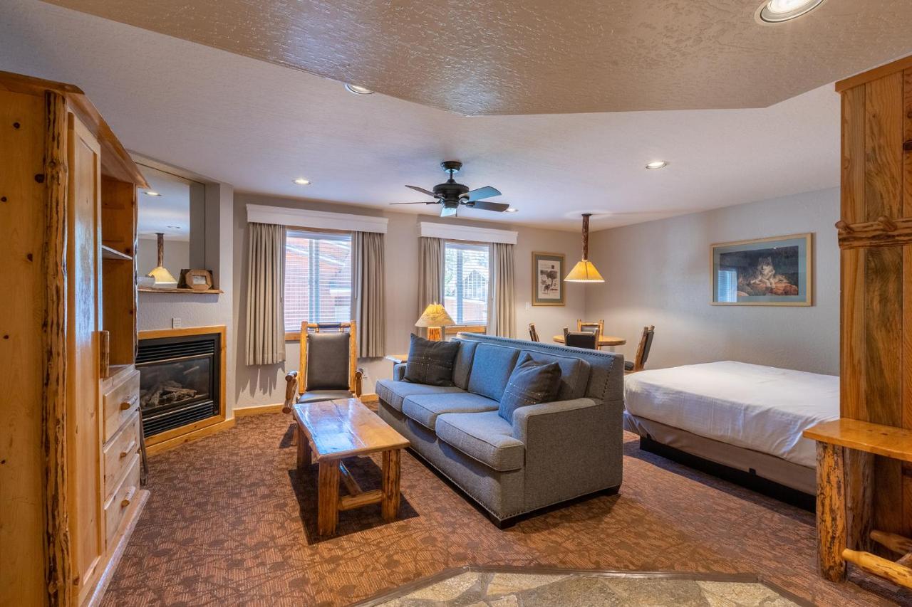 Studio at Red Wolf Lodge at Olympic Valley