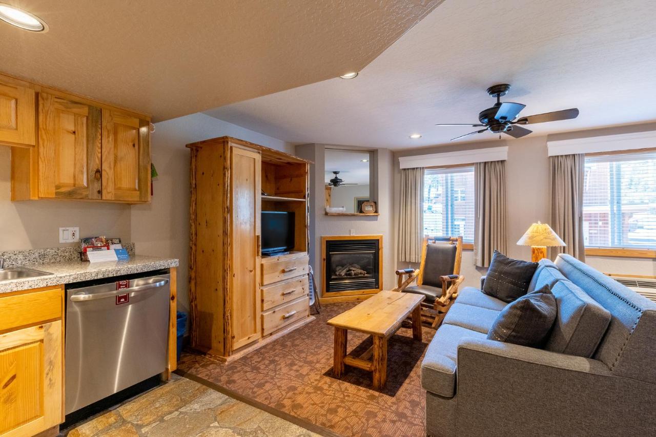 Studio at Red Wolf Lodge at Olympic Valley