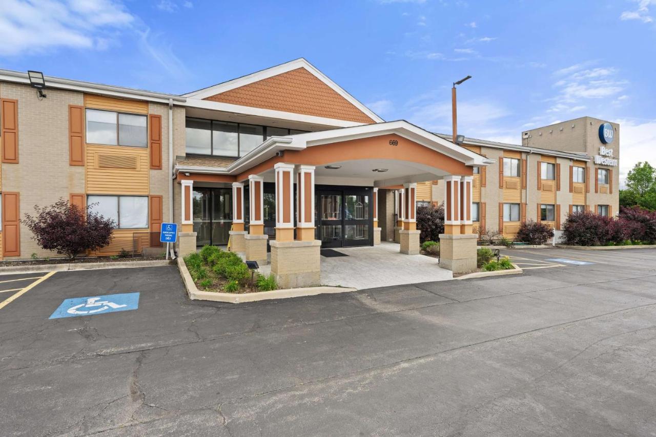 | Best Western Plus Oakbrook Inn