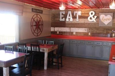 | Vintage Block Inn & Suites