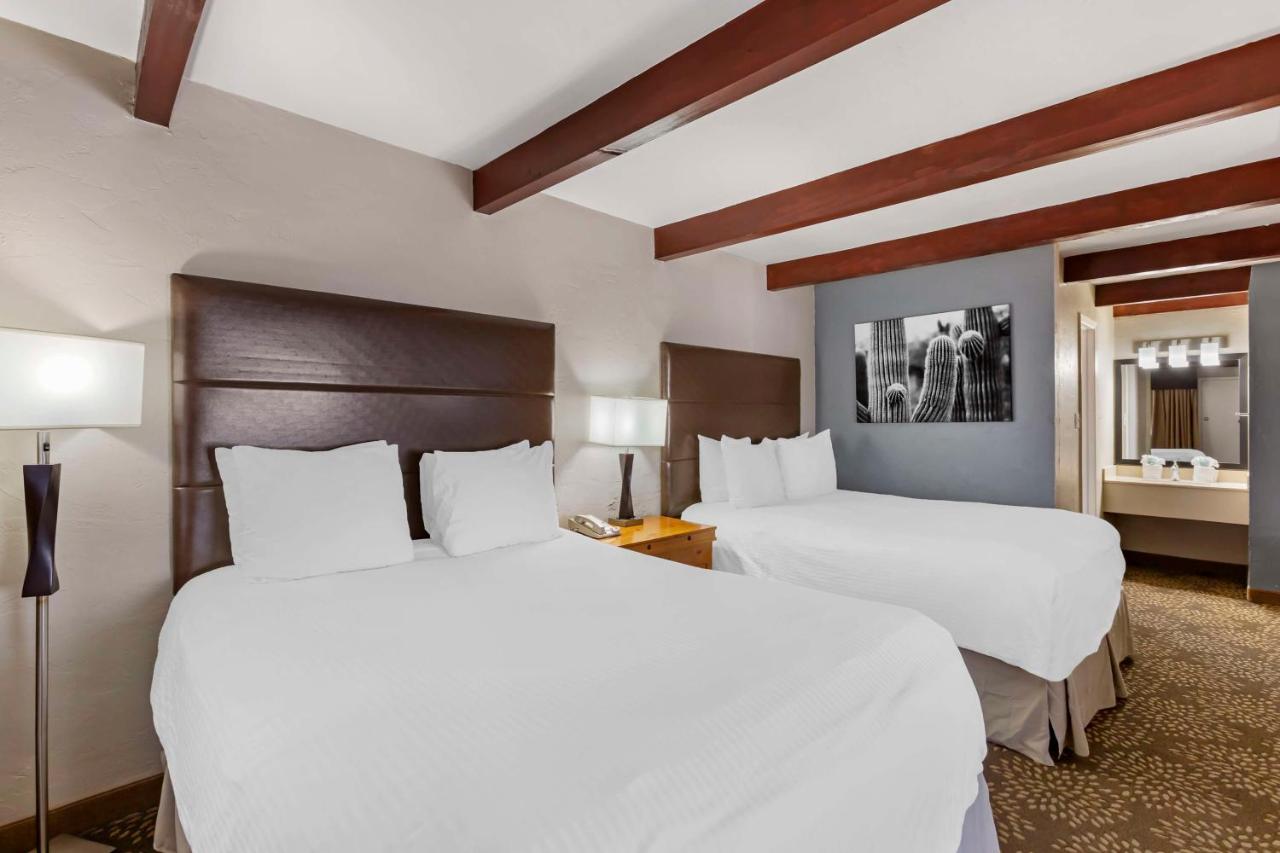 Queen Suite with Two Queen Beds - Non-Smoking at Best Western Mission Inn