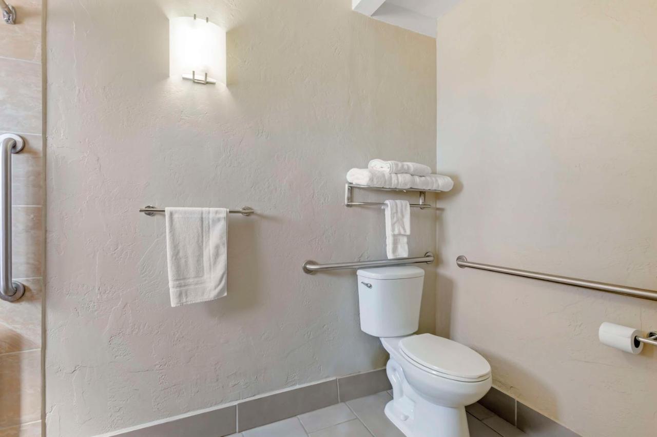 | Best Western Mission Inn